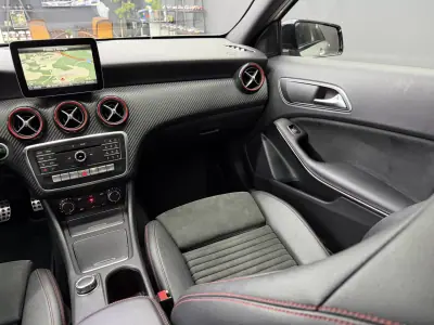 Mercedes-Benz A 180 2017 - 19950 EUR, 127427 km - AUTO.MOTO.pt - 127427km - foto 30 de 43