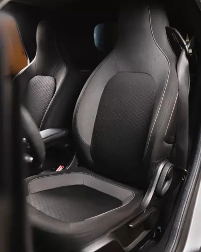 Smart Fortwo Cabrio 2020 - 15450 EUR, 45000 km - AUTO.MOTO.pt - 45000km - foto 18 de 19