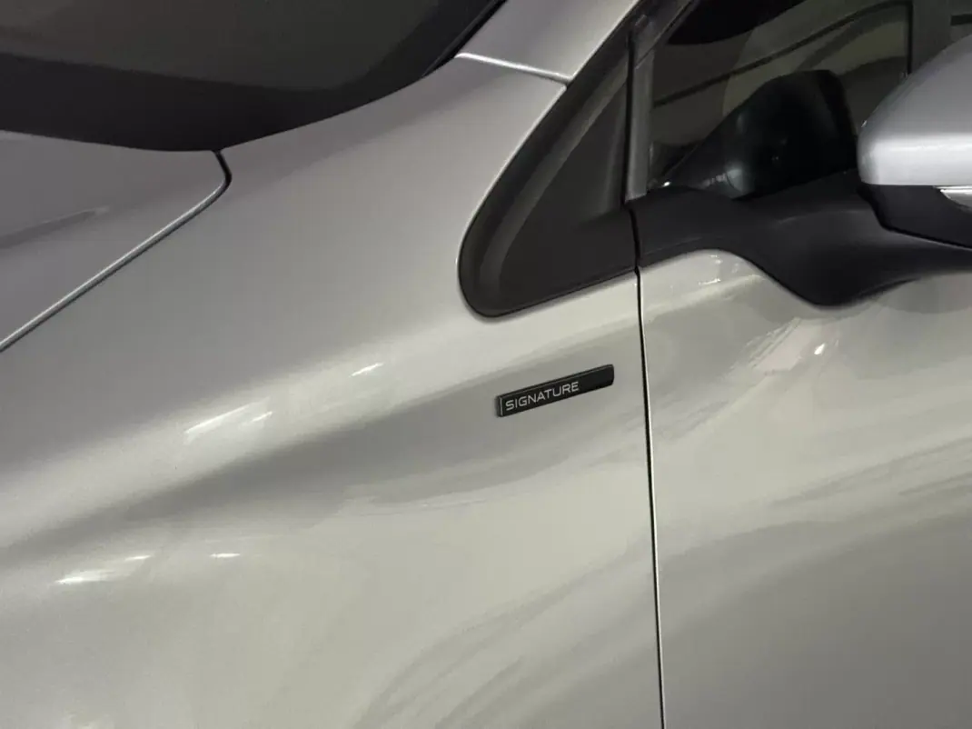 Peugeot 208 2018 - 13500 EUR, 100609 km - AUTO.MOTO.pt - 100609km - foto 3 de 21