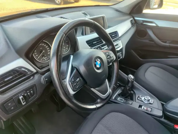 BMW X1 2016 - 18690 EUR, 155000 km - AUTO.MOTO.pt - 155000km - foto 14 de 20