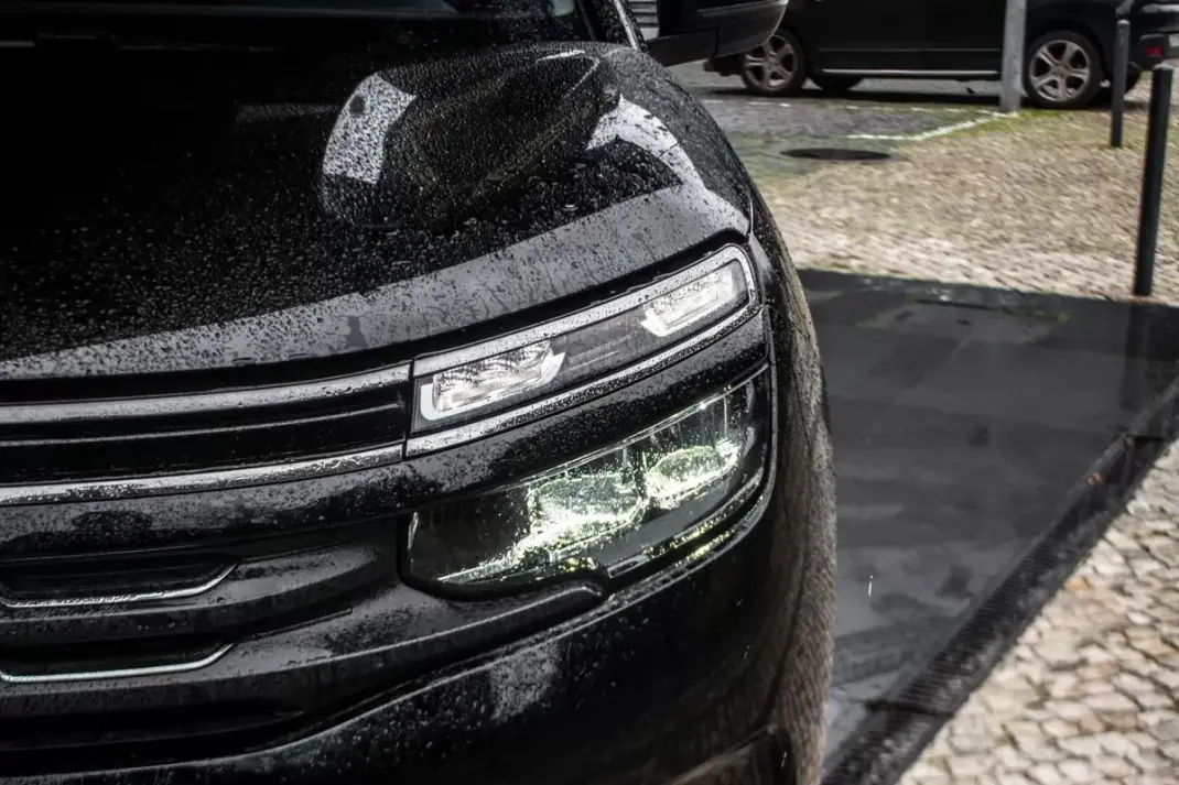 Citroën C5 Aircross 2021 - 19750 EUR, 95369 km - AUTO.MOTO.pt - 95369km - foto 8 de 44
