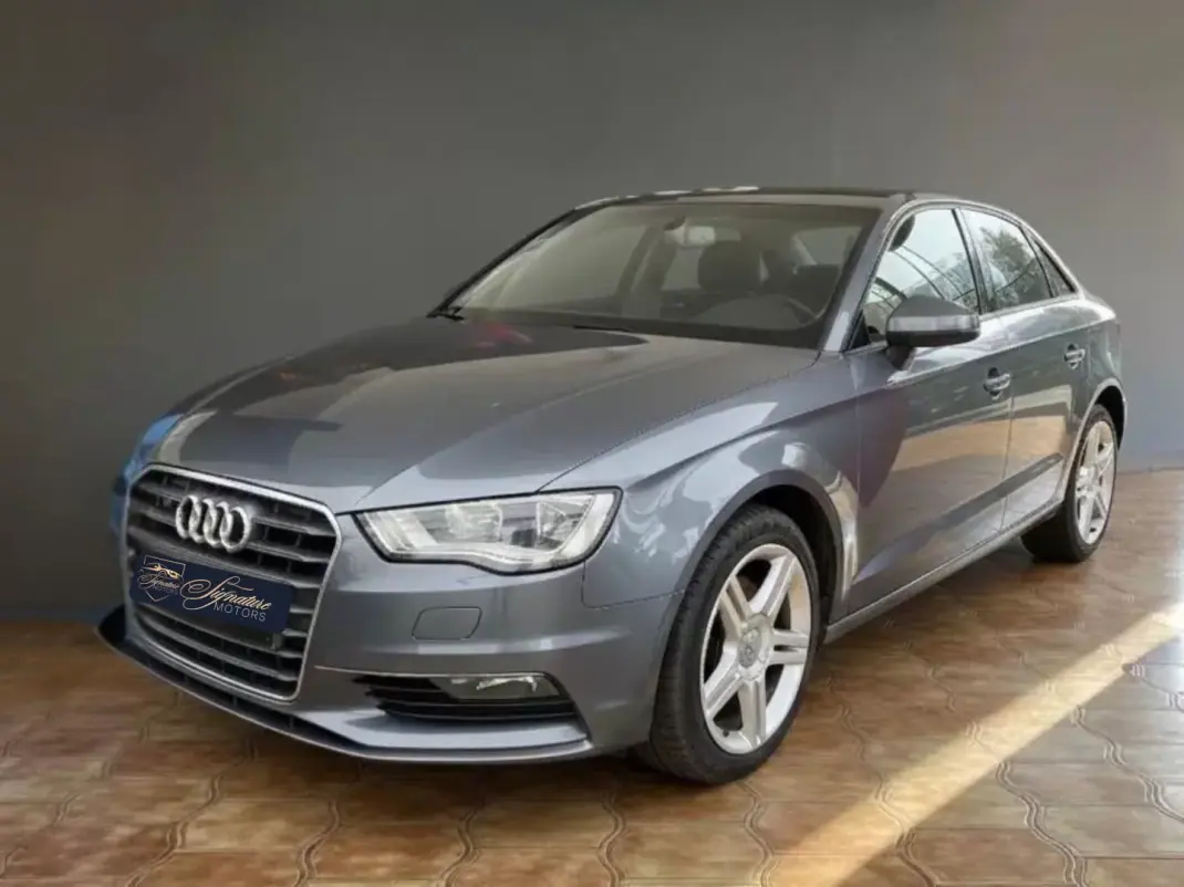 Audi A3 Limousine 2015 - 15900 EUR, 238805 km - AUTO.MOTO.pt - 238805km - foto 1 de 18