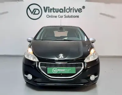 Peugeot 208 2014 — foto 2 de 48