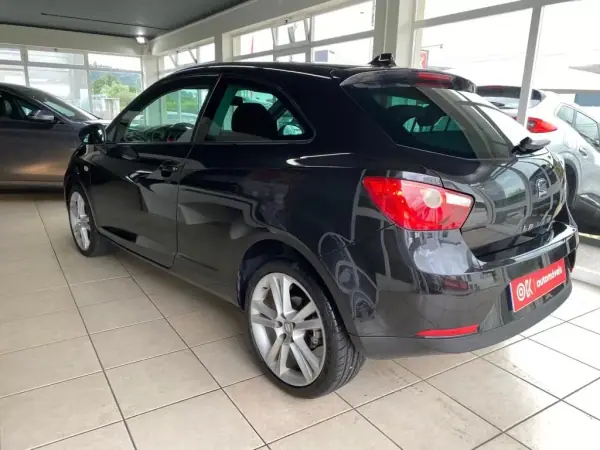 SEAT Ibiza 2011 - 7490 EUR, 134000 km - AUTO.MOTO.pt - 134000km - foto 14 de 34