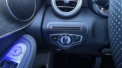 Mercedes-Benz GLC 300 2021 - 40990 EUR, 68000 km - 68000km - foto 28 de 30
