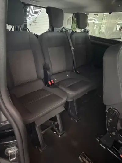Ford Transit Custom 2022 - 34000 EUR, 140000 km - AUTO.MOTO.pt - 140000km - foto 9 de 16