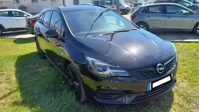 Opel Astra Sports Tourer 2022 - 14490 EUR, 130000 km - AUTO.MOTO.pt - 130000km - foto 2 de 14