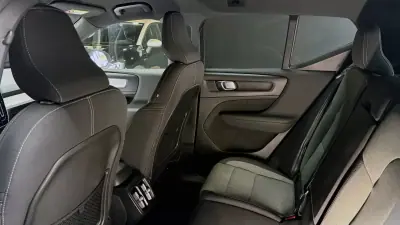 Volvo XC 40 2023 - 29970 EUR, 57000 km - AUTO.MOTO.pt - 57000km - foto 43 de 46