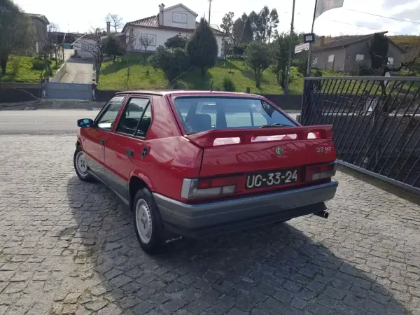 Alfa Romeo 33 1989 - 7500 EUR, 158776 km - AUTO.MOTO.pt - 158776km - foto 3 de 35