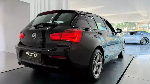 BMW 116 2017 - 12990 EUR, 177387 km - AUTO.MOTO.pt - 177387km - foto 8 de 22