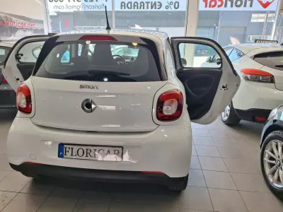 Smart ForFour 2015 - 8490 EUR, 97000 km - 97000km - foto 9 de 14