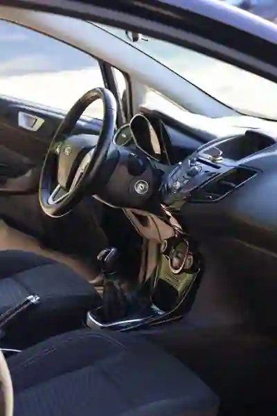 Ford Fiesta 2013 - 5250 EUR, 143000 km - 143000km - foto 5 de 14