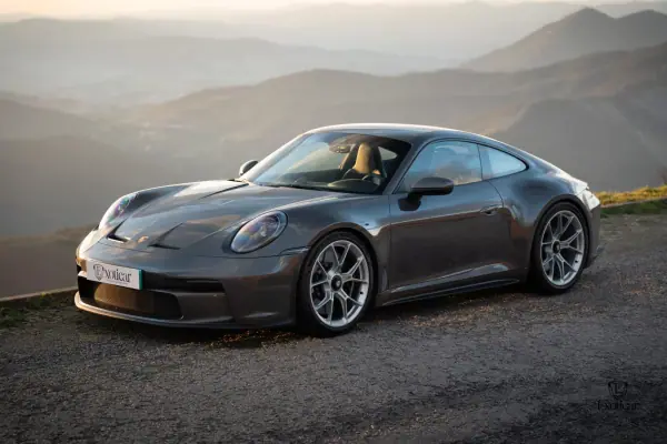 Porsche 992 2022 - 195000 EUR, 20350 km - AUTO.MOTO.pt - 20350km - foto 8 de 28