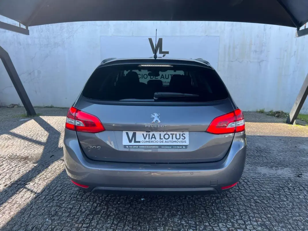 Peugeot 308 SW 2021 - 15500 EUR, 148785 km - AUTO.MOTO.pt - 148785km - foto 4 de 12