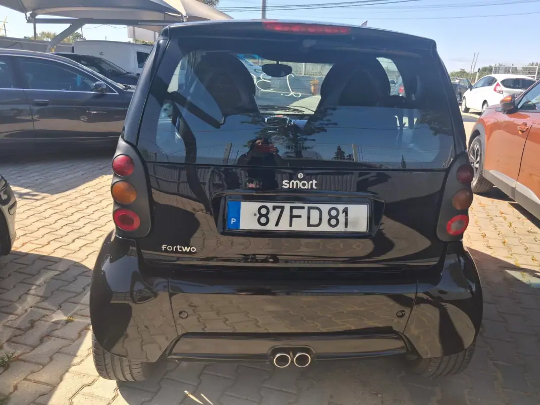 Smart ForTwo Coupé 2000 - 2300 EUR, 250000 km - AUTO.MOTO.pt - 250000km - foto 2 de 7