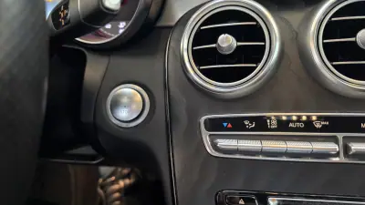 Mercedes-Benz C 220 2017 - 29500 EUR, 196135 km - AUTO.MOTO.pt - 196135km - foto 44 de 59