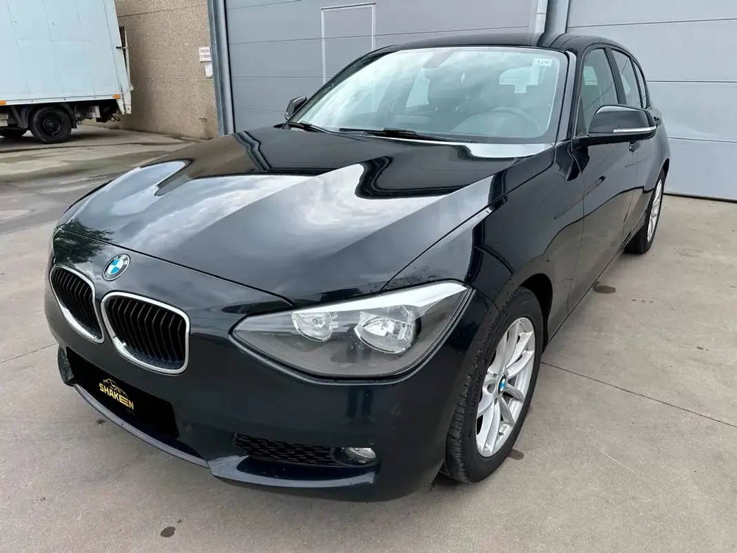 BMW 116 2015 - 10900 EUR, 241916 km - AUTO.MOTO.pt - 241916km - foto 1 de 10