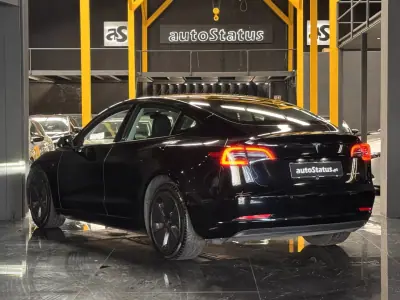 Tesla Model 3 2022 - 30990 EUR, 105300 km - AUTO.MOTO.pt - 105300km - foto 8 de 26