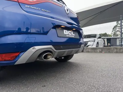 Renault Mégane 2018 - 15990 EUR, 117000 km - AUTO.MOTO.pt - 117000km - foto 13 de 48