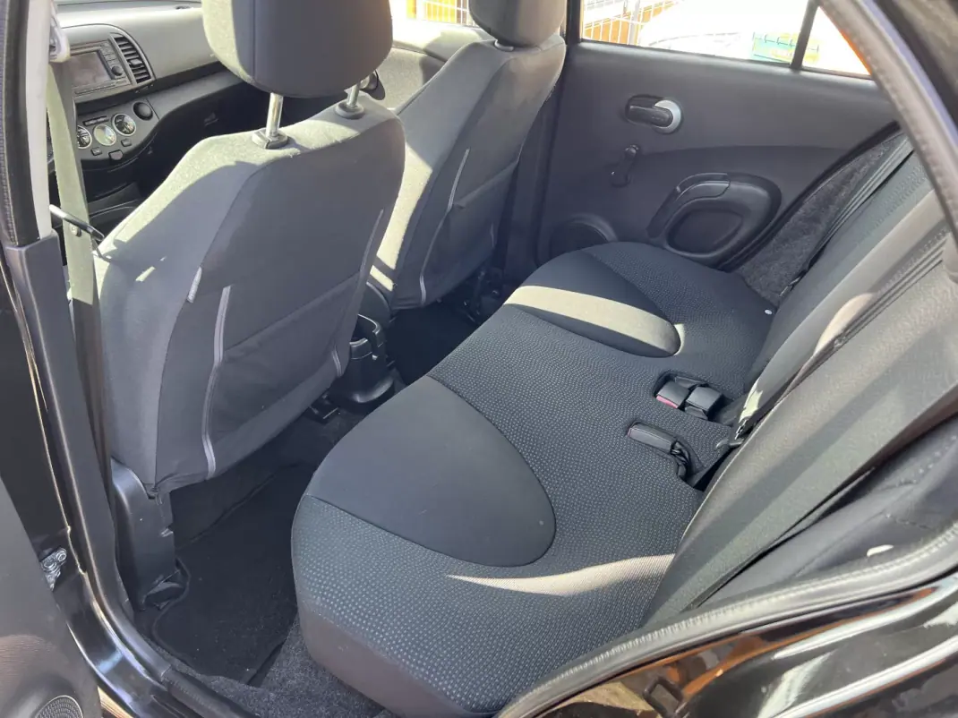 Nissan Micra 2009 - 4800 EUR, 156333 km - AUTO.MOTO.pt - 156333km - foto 19 de 22