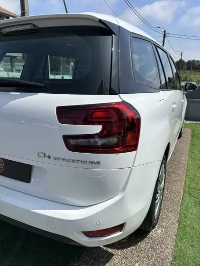Citroën C4 Spacetourer 2020 - 14500 EUR, 197000 km - AUTO.MOTO.pt - 197000km - foto 15 de 58