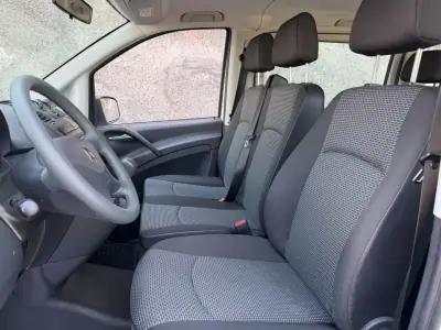 Mercedes-Benz Vito 2011 - 19500 EUR, 147000 km - AUTO.MOTO.pt - 147000km - foto 7 de 13