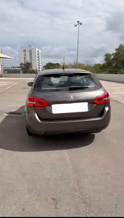 Peugeot 308 SW 2021 - 11200 EUR, 86000 km - AUTO.MOTO.pt - 86000km - foto 3 de 4