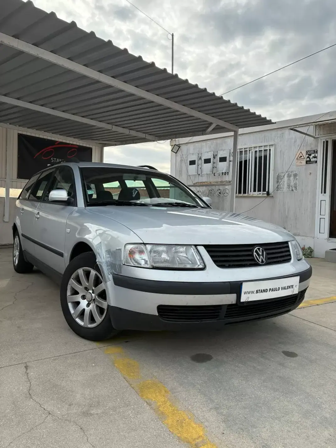 Volkswagen Passat Variant 2000 - 1999 EUR, 500000 km - AUTO.MOTO.pt - 500000km - foto 2 de 20