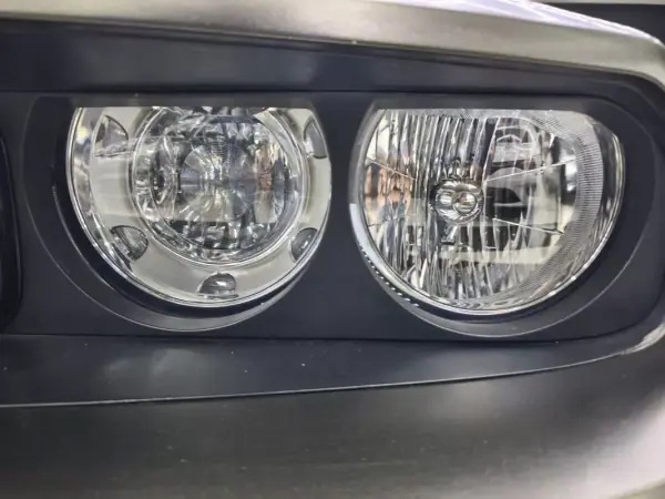 Dodge Challenger 2013 - 53950 EUR, 103962 km - AUTO.MOTO.pt - 103962km - foto 13 de 40