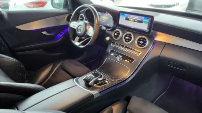 Mercedes-Benz C 300e 2021 - 21500 EUR, 165000 km - AUTO.MOTO.pt - 165000km - foto 15 de 41