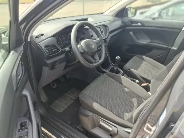 Volkswagen T-Cross 2021 - 21500 EUR, 39123 km - AUTO.MOTO.pt - 39123km - foto 22 de 23
