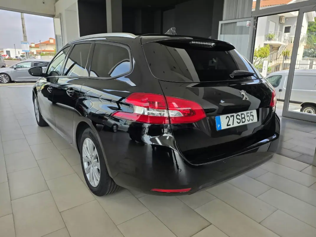 Peugeot 308 SW 2016 - 8990 EUR, 150869 km - 150869km - foto 4 de 31