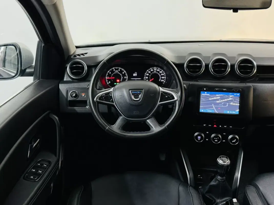 Dacia Duster 2020 - 15750 EUR, 128000 km - AUTO.MOTO.pt - 128000km - foto 28 de 60