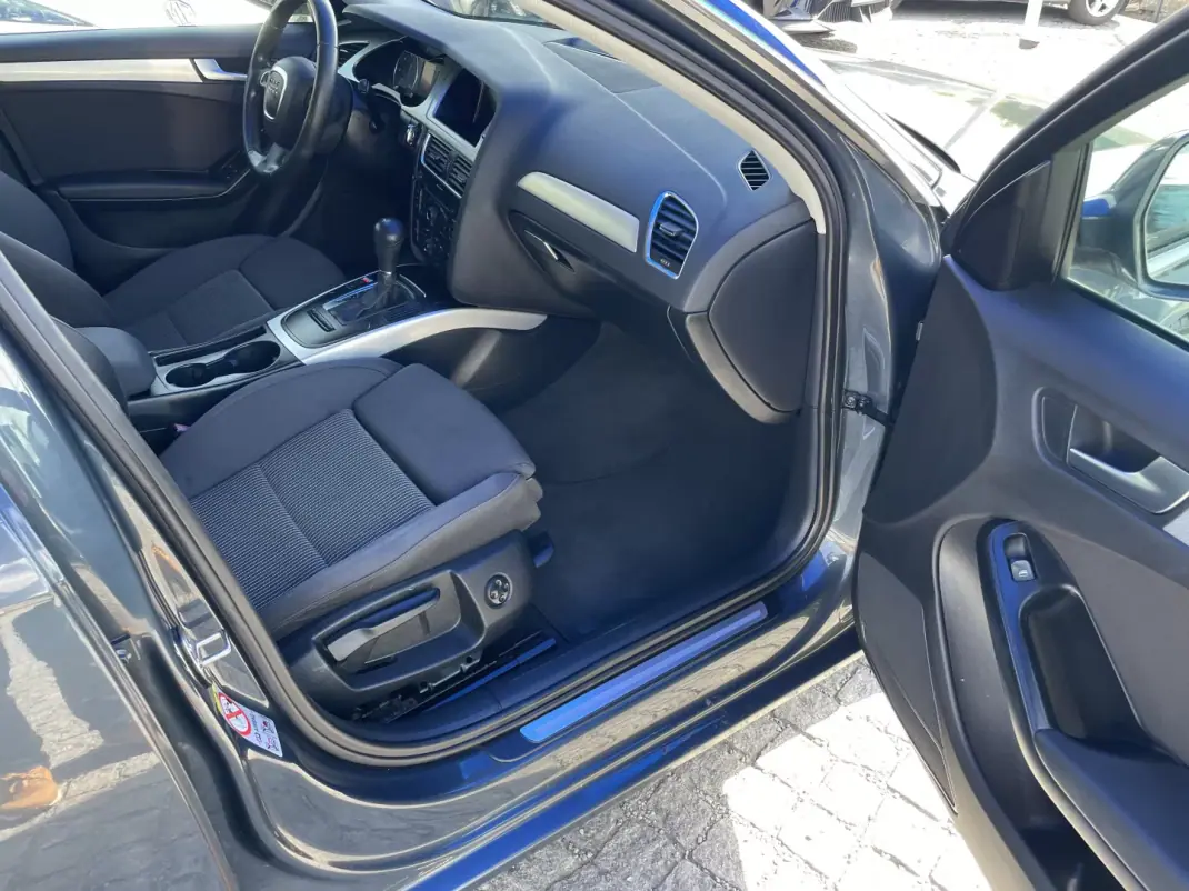 Audi A4 Avant 2008 - 7750 EUR, 311148 km - AUTO.MOTO.pt - 311148km - foto 14 de 30