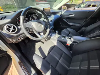 Mercedes-Benz A 180 2017 - 17490 EUR, 120843 km - 120843km - foto 3 de 6