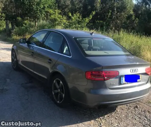 Audi A4 2013 - 8000 EUR, 373000 km - AUTO.MOTO.pt - 373000km - foto 2 de 7