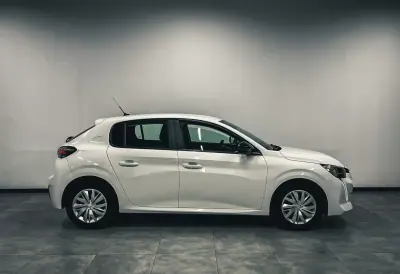 Peugeot 208 2022 - 11500 EUR, 61000 km - 61000km - foto 8 de 15