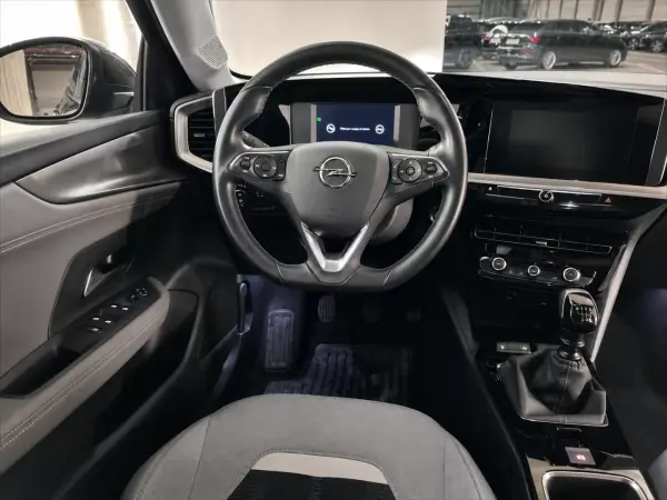 Opel Mokka 2022 - 16490 EUR, 42423 km - 42423km - foto 5 de 8