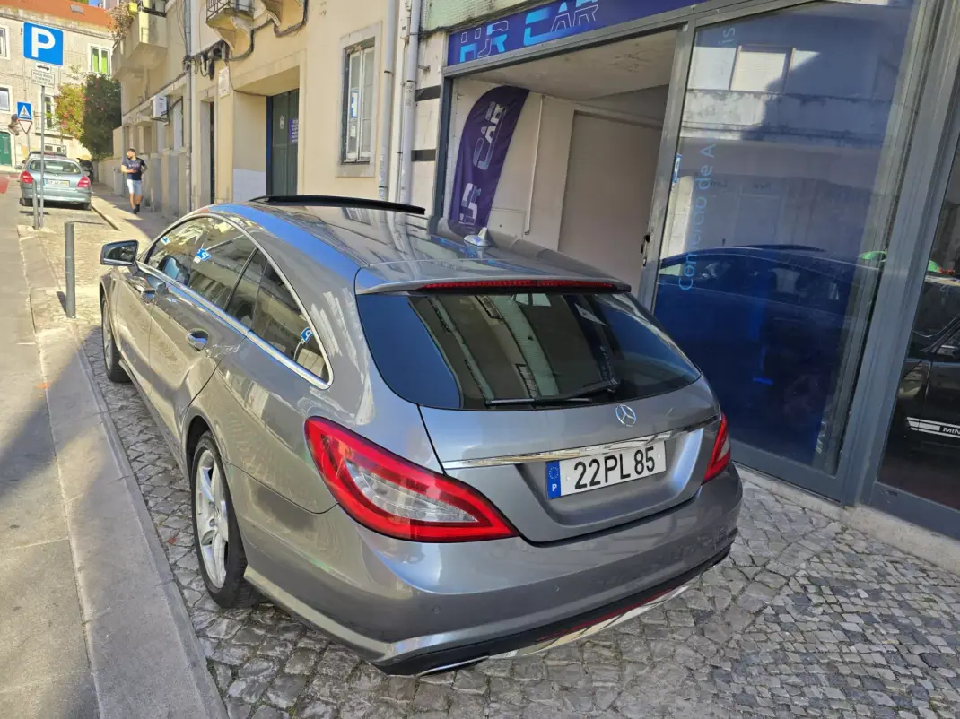 Mercedes-Benz CLS 250 2013 - 16990 EUR, 284798 km - AUTO.MOTO.pt - 284798km - foto 7 de 28