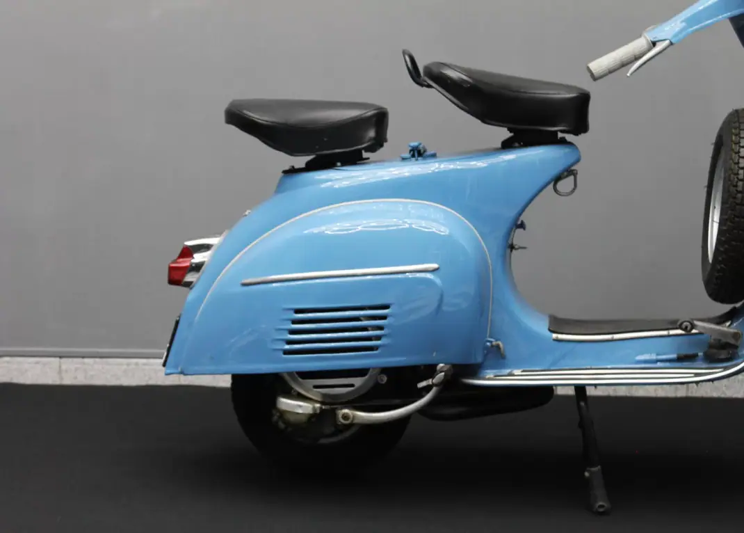 Piaggio Vespa 1963 - 6500 EUR, 36000 km - AUTO.MOTO.pt - 36000km - foto 12 de 14