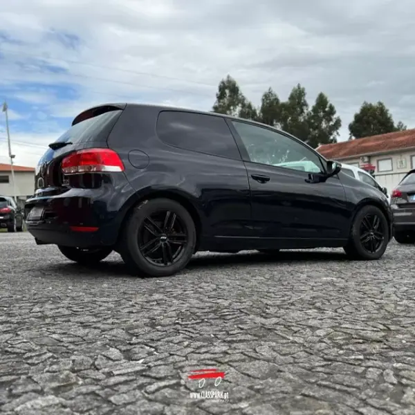 Volkswagen Golf 2011 - 9500 EUR, 188000 km - AUTO.MOTO.pt - 188000km - foto 9 de 18