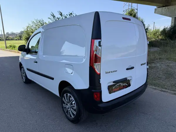 Renault Kangoo 2020 - 10560 EUR, 163000 km - AUTO.MOTO.pt - 163000km - foto 6 de 21