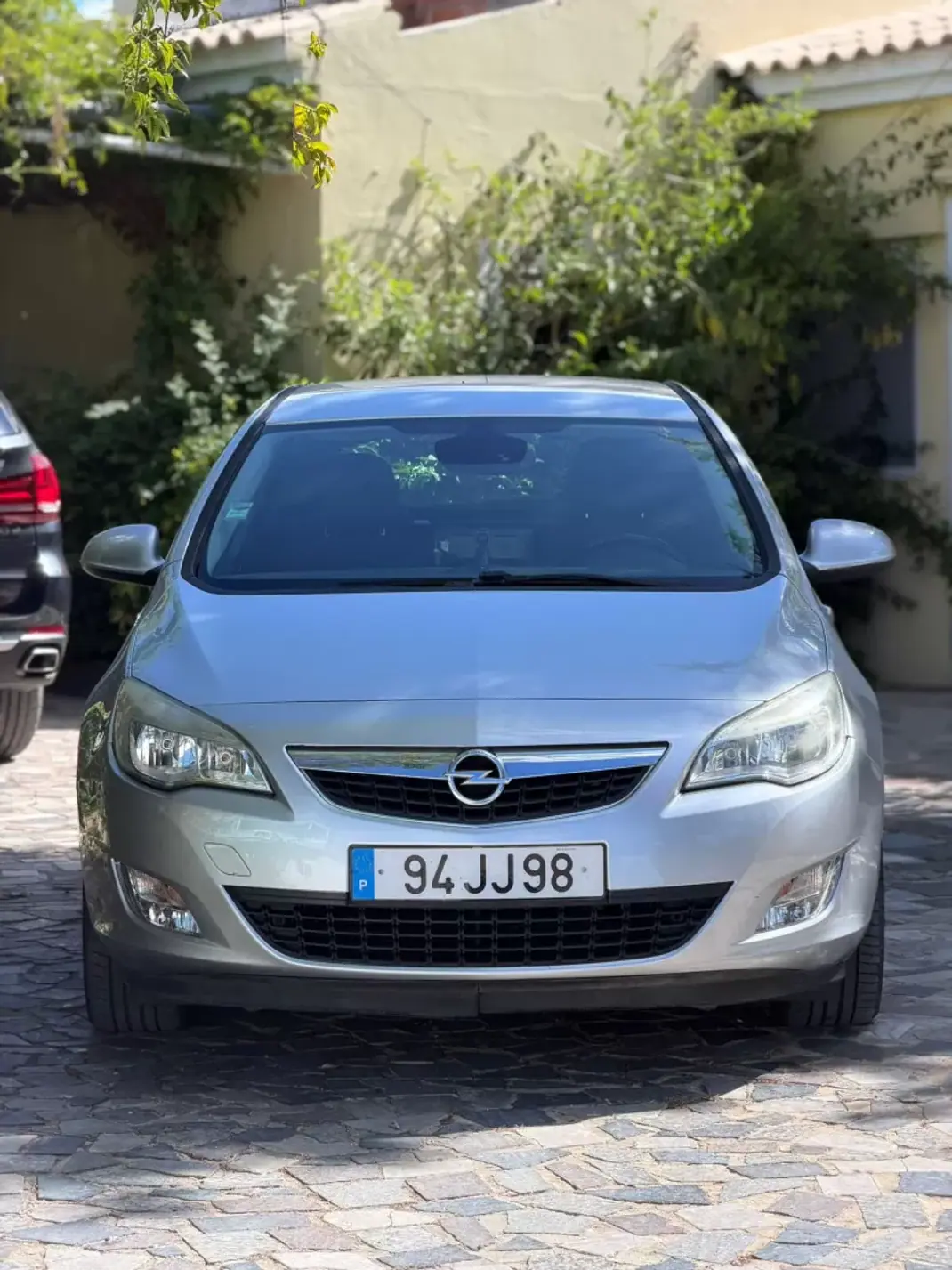Opel Astra 2010 - 7900 EUR, 170584 km - AUTO.MOTO.pt - 170584km - foto 3 de 9