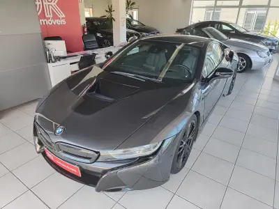 BMW i8 2017 - 65500 EUR, 96600 km - AUTO.MOTO.pt - 96600km - foto 6 de 38