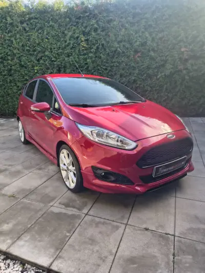 Ford Fiesta 2017 - 10750 EUR, 128000 km - AUTO.MOTO.pt - 128000km - foto 3 de 23