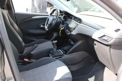 Opel Corsa 2020 — foto 6 de 22