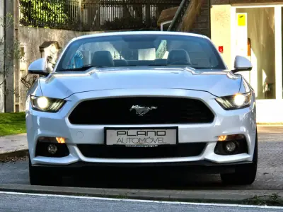 Ford Mustang 2015 - 37500 EUR, 159000 km - AUTO.MOTO.pt - 159000km - foto 2 de 22