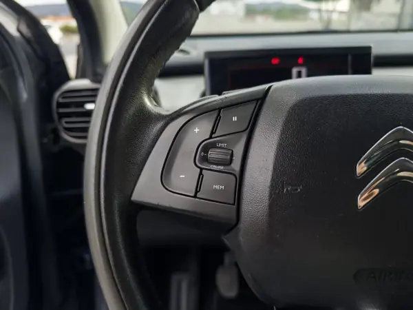 Citroën C4 Cactus 2016 - 12990 EUR, 161000 km - 161000km - foto 22 de 35