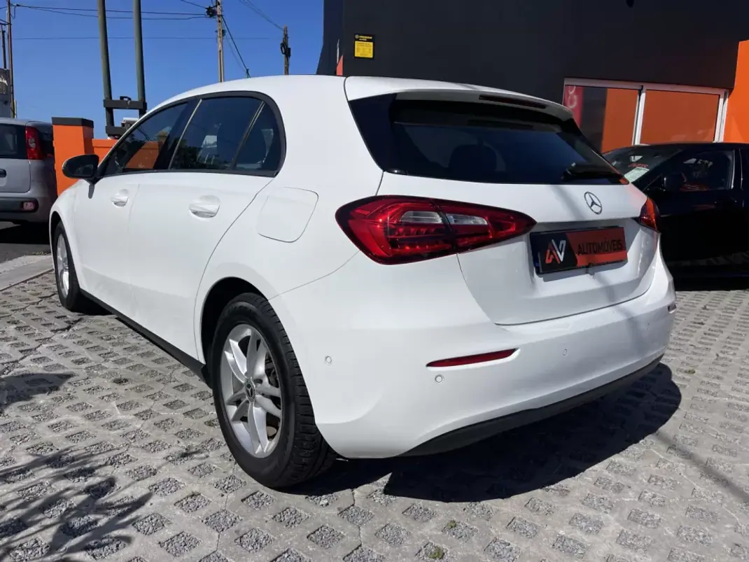 Mercedes-Benz A 180 2018 - 20950 EUR, 168400 km - AUTO.MOTO.pt - 168400km - foto 5 de 12