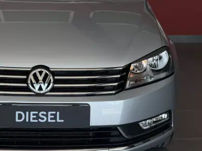 Volkswagen Passat Variant 2011 - 10990 EUR, 112945 km - 112945km - foto 4 de 20